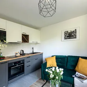 Apartament Shortstaypoland Batorego, Warszawa