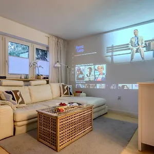 Apartament Rezydencja Filmowa- Wygodny Apartament 10 Min Od Lotniska I Centrum, Warszawa