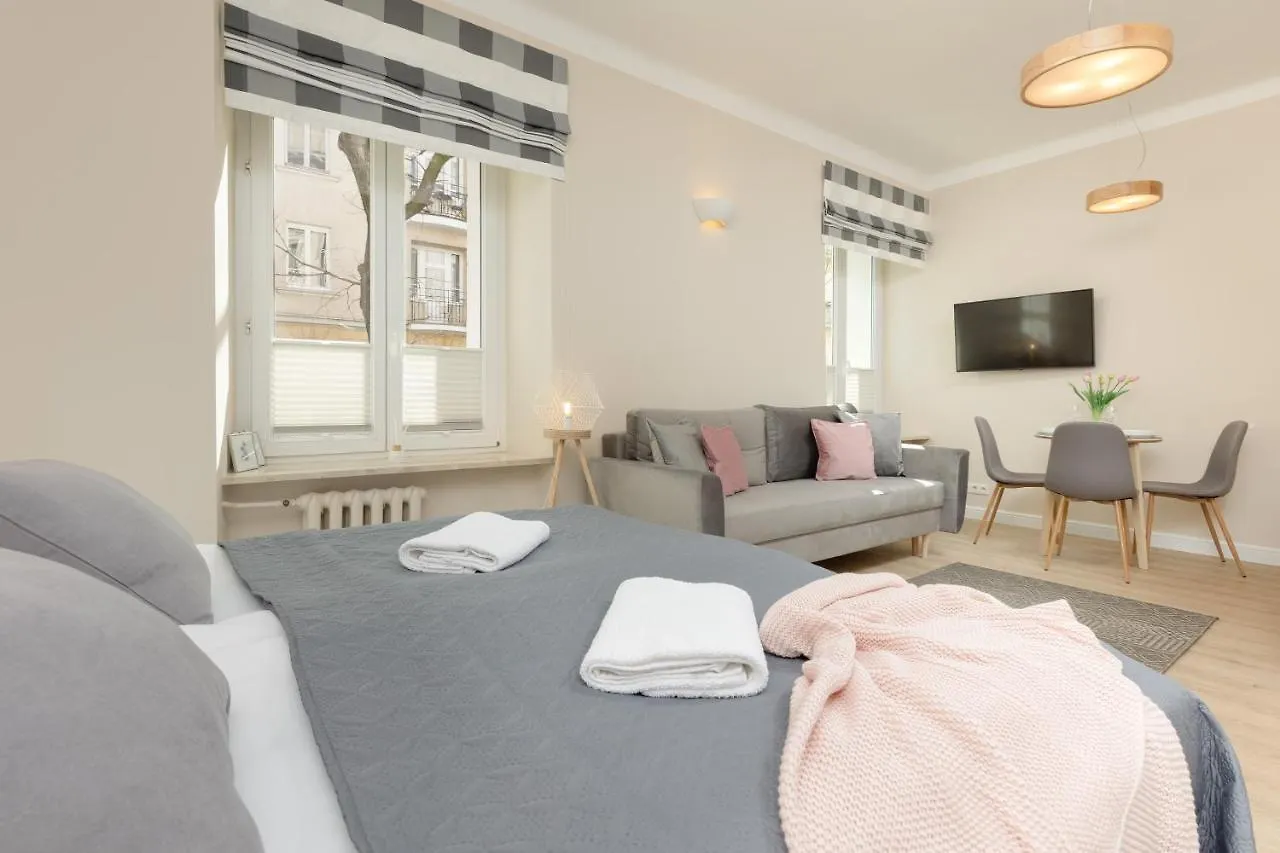 Filtrowa Corner - Luxurious Apartments Stara Ochota By Renters Warsaw Poland