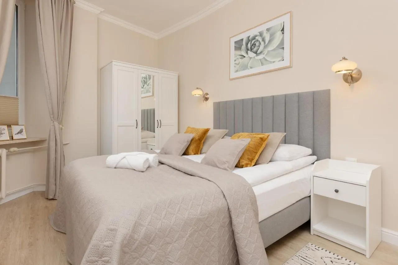 Filtrowa Corner - Luxurious Apartments Stara Ochota By Renters Warsaw Poland